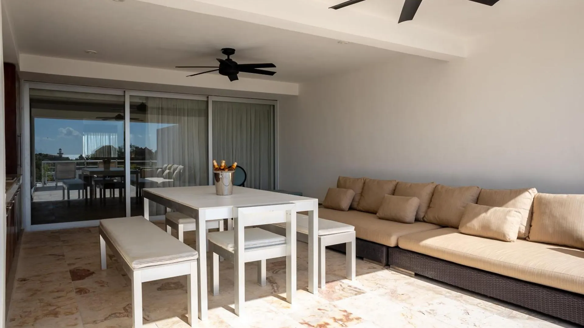 Magia Playa Penthouse 2D Condo Playa del Carmen