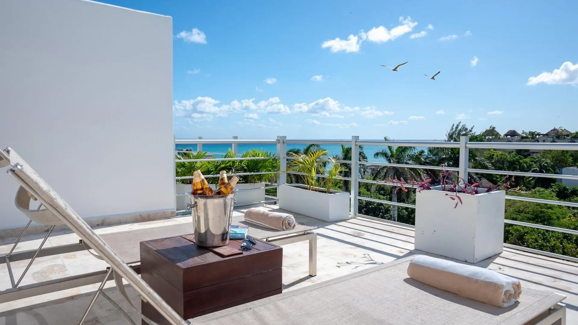 Magia Playa Penthouse 2D Condo Playa del Carmen
